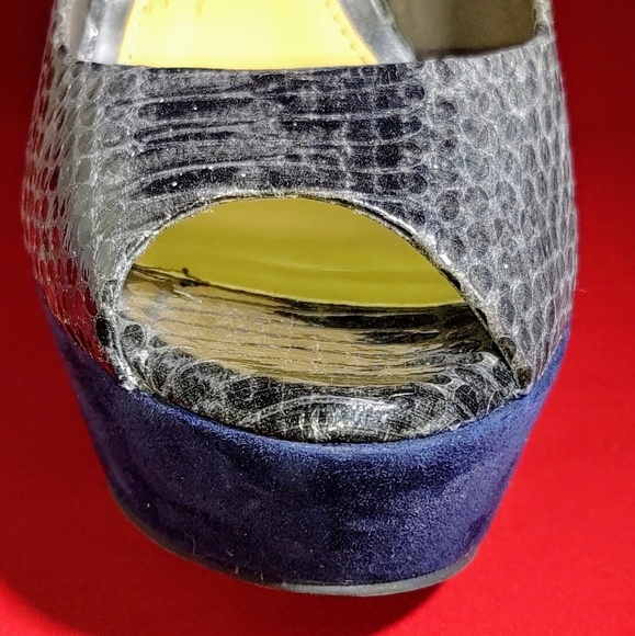 Gianni Bini Shoes - Picture 4 of 5